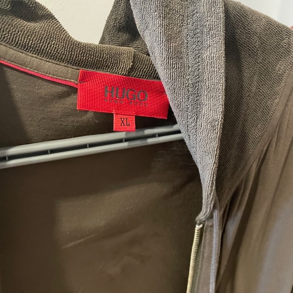 HUGO BOSS HOODED SWEATSHIRT - Picture 2 of 3